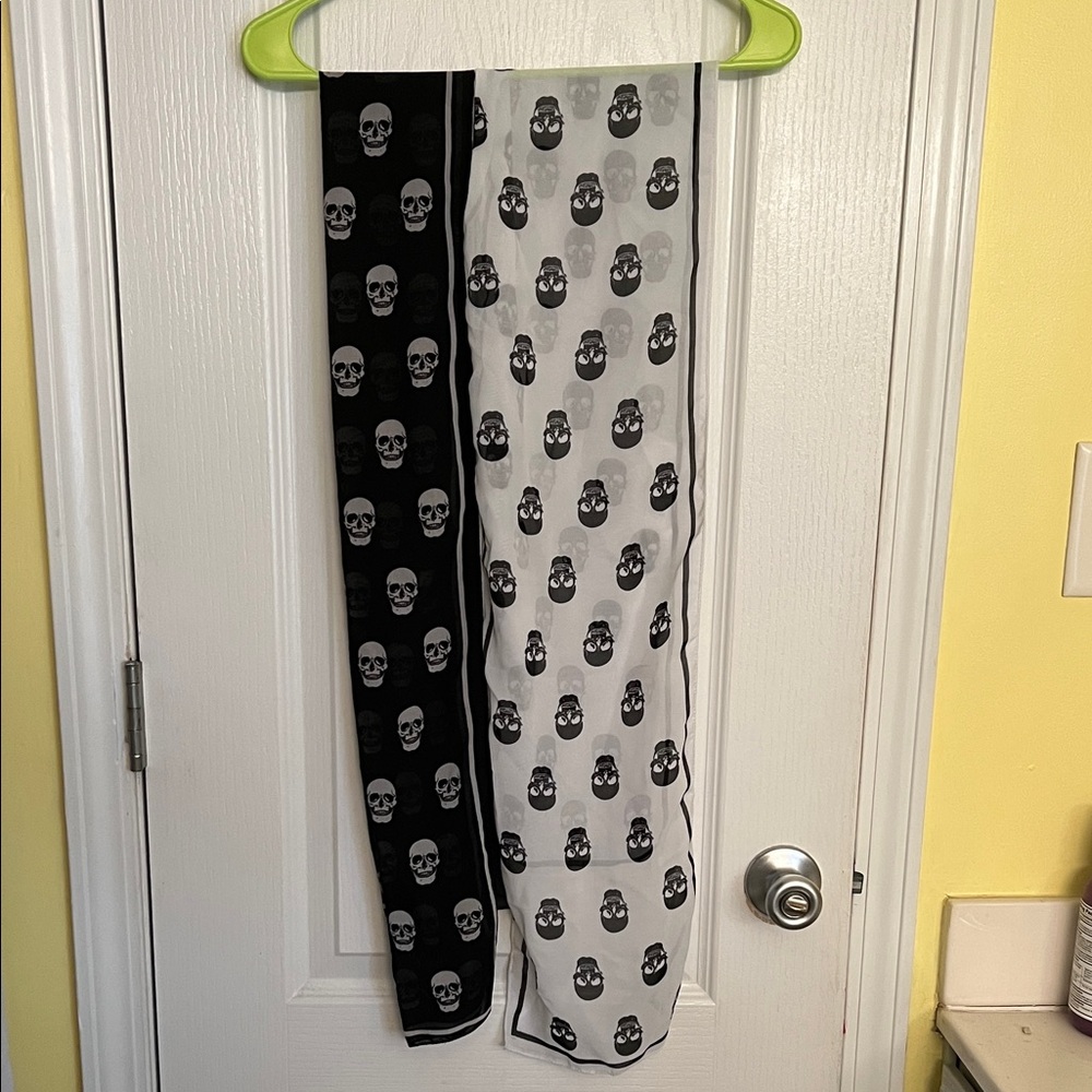 Black and White Skull Scarfs set of 2